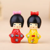 Figurine japonaise kokeshi rouge et jaune
