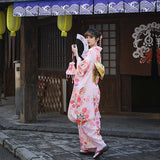 Habit Kimono japonais femme traditionnel rose