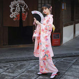 Kimono japonais femme traditionnel rose pas cher