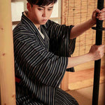 Kimono samouraï japonais homme traditionnel 