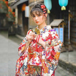 Kimono traditionnel japonais femme motif fleur